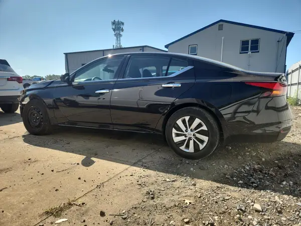 1N4BL4BV7RN411935 2024 NISSAN ALTIMA - Image 2