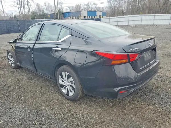 1N4BL4BV7RN428962 2024 NISSAN ALTIMA - Image 2