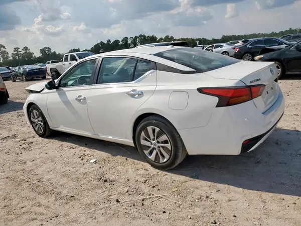 1N4BL4BV7SN327572 2025 NISSAN ALTIMA - Image 2