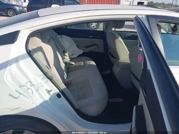 1N4BL4BV8KC122256 2019 NISSAN ALTIMA - Image 8