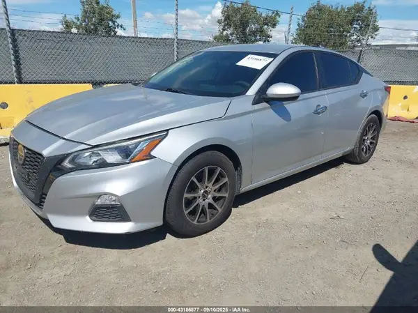 1N4BL4BV8KC146038 2019 NISSAN ALTIMA - Image 2