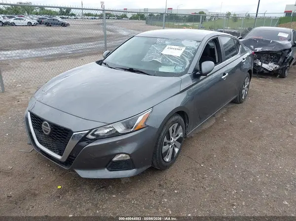 1N4BL4BV8KC165706 2019 NISSAN ALTIMA - Image 2