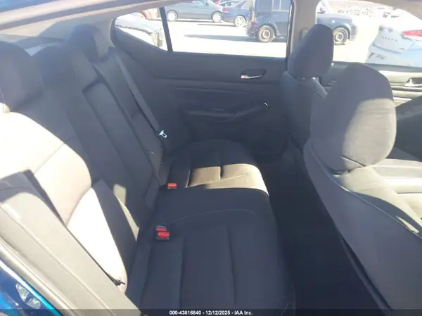 1N4BL4BV8KC169805 2019 NISSAN ALTIMA - Image 8