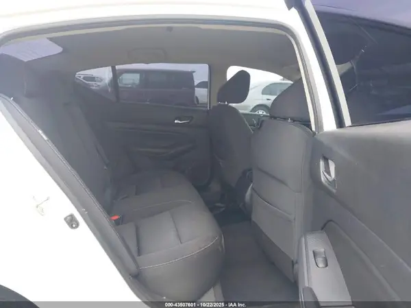 1N4BL4BV8KC175099 2019 NISSAN ALTIMA - Image 8