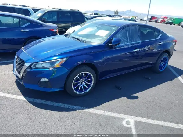 1N4BL4BV8KC179198 2019 NISSAN ALTIMA - Image 2