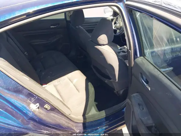 1N4BL4BV8KC179198 2019 NISSAN ALTIMA - Image 8