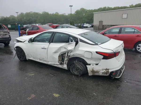 1N4BL4BV8KC190329 2019 NISSAN ALTIMA - Image 2