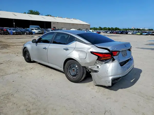 1N4BL4BV8KC219568 2019 NISSAN ALTIMA - Image 2