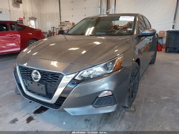 1N4BL4BV8KC238282 2019 NISSAN ALTIMA - Image 2