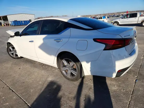 1N4BL4BV8KN325569 2019 NISSAN ALTIMA - Image 2