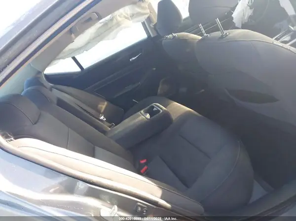 1N4BL4BV8KN328312 2019 NISSAN ALTIMA - Image 8