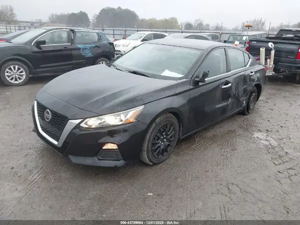 1N4BL4BV8LC217403 2020 NISSAN ALTIMA - Image 2