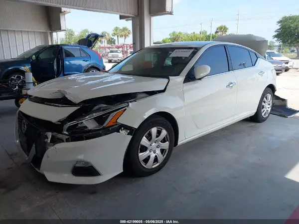 1N4BL4BV8LC222679 2020 NISSAN ALTIMA - Image 2