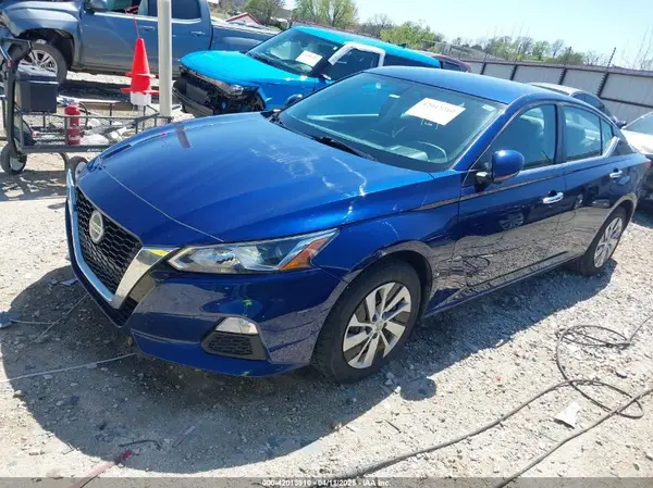 1N4BL4BV8LC263281 2020 NISSAN ALTIMA - Image 2