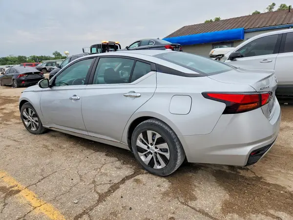 1N4BL4BV8LN303041 2020 NISSAN ALTIMA - Image 2