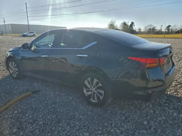 1N4BL4BV8MN334453 2021 NISSAN ALTIMA - Image 2