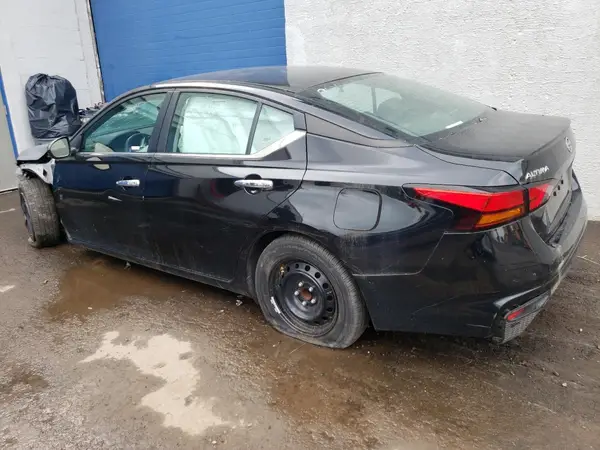 1N4BL4BV8MN375584 2021 NISSAN ALTIMA - Image 2
