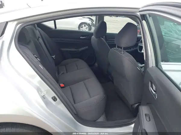 1N4BL4BV8MN420684 2021 NISSAN ALTIMA - Image 8