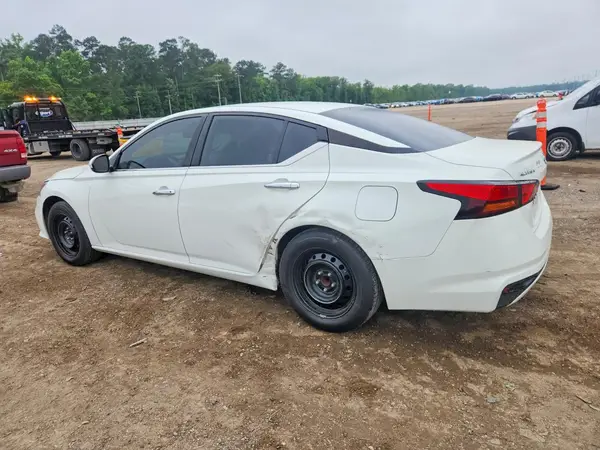 1N4BL4BV8NN308484 2022 NISSAN ALTIMA - Image 2