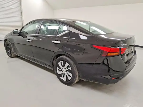 1N4BL4BV8NN313605 2022 NISSAN ALTIMA - Image 2