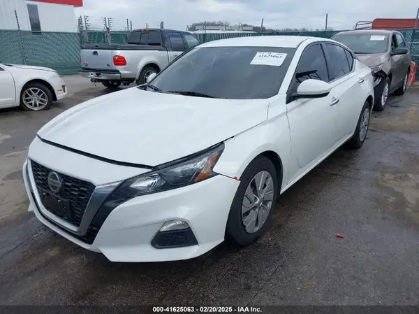 1N4BL4BV8NN324832 2022 NISSAN ALTIMA - Image 2