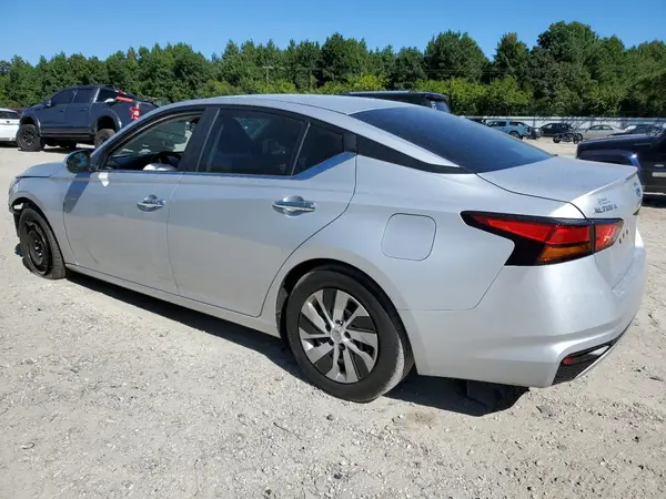 1N4BL4BV8NN329626 2022 NISSAN ALTIMA - Image 2