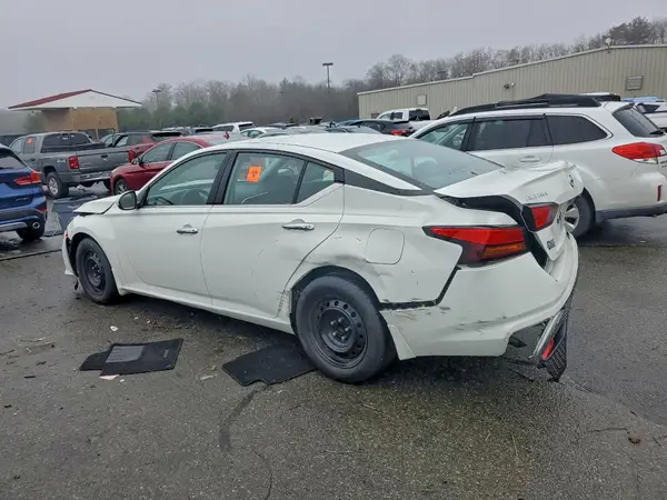 1N4BL4BV8NN342053 2022 NISSAN ALTIMA - Image 2