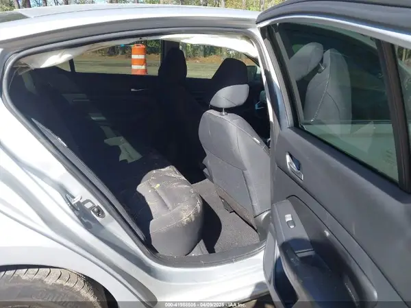 1N4BL4BV8NN359791 2022 NISSAN ALTIMA - Image 8