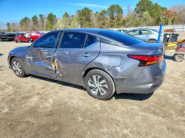 1N4BL4BV8NN366787 2022 NISSAN ALTIMA - Image 2