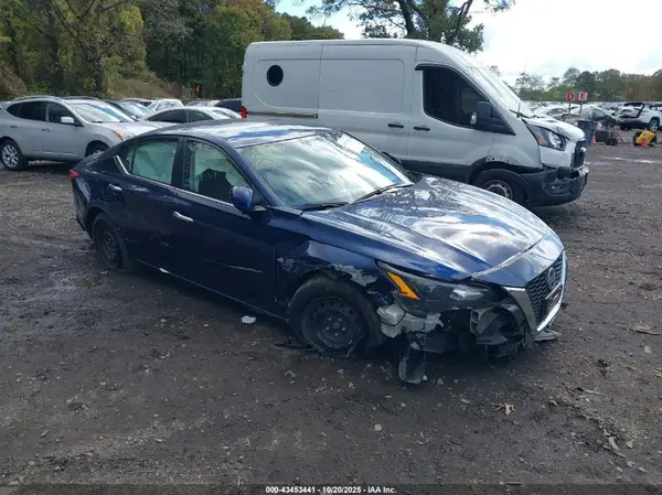 1N4BL4BV8NN367731 2022 NISSAN ALTIMA - Image 1