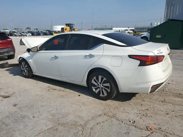 1N4BL4BV8NN371357 2022 NISSAN ALTIMA - Image 2