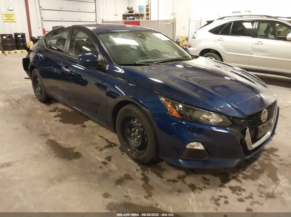 1N4BL4BV8NN388109 2022 NISSAN ALTIMA - Image 1