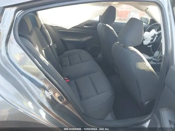 1N4BL4BV8NN389812 2022 NISSAN ALTIMA - Image 8