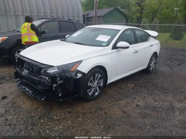 1N4BL4BV8NN424445 2022 NISSAN ALTIMA - Image 2