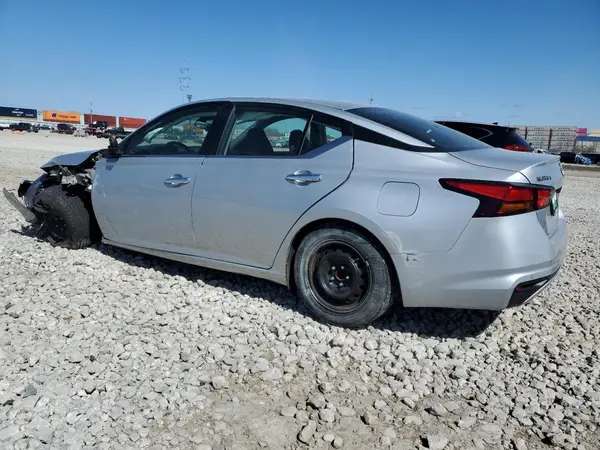 1N4BL4BV8PN343075 2023 NISSAN ALTIMA - Image 2