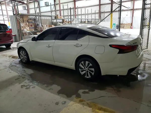 1N4BL4BV8PN355601 2023 NISSAN ALTIMA - Image 2