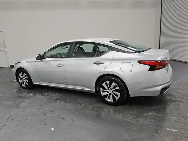 1N4BL4BV8PN362872 2023 NISSAN ALTIMA - Image 2