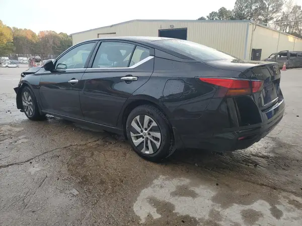 1N4BL4BV8PN364914 2023 NISSAN ALTIMA - Image 2