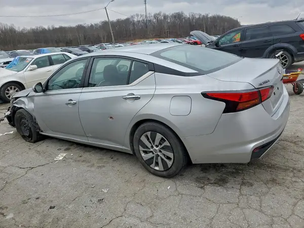 1N4BL4BV8PN369739 2023 NISSAN ALTIMA - Image 2