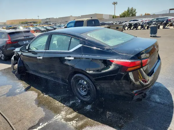 1N4BL4BV8PN371409 2023 NISSAN ALTIMA - Image 2