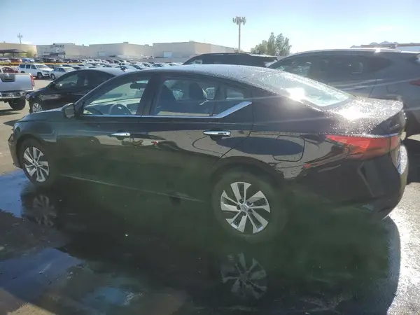 1N4BL4BV8PN371491 2023 NISSAN ALTIMA - Image 2