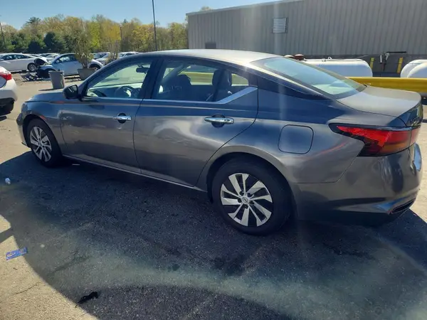 1N4BL4BV8PN377548 2023 NISSAN ALTIMA - Image 2