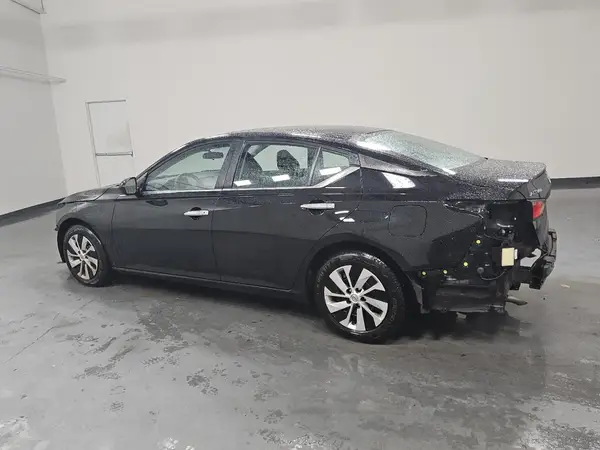 1N4BL4BV8PN387142 2023 NISSAN ALTIMA - Image 2
