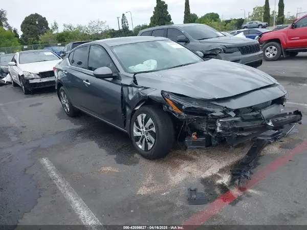 1N4BL4BV8PN390445 2023 NISSAN ALTIMA - Image 1