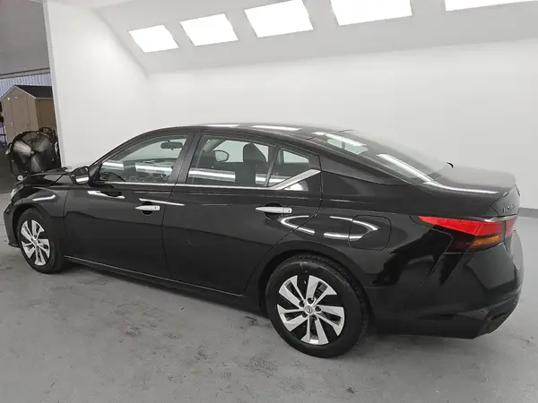 1N4BL4BV8PN419250 2023 NISSAN ALTIMA - Image 2