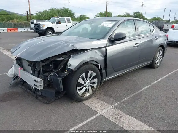 1N4BL4BV8RN313531 2024 NISSAN ALTIMA - Image 2