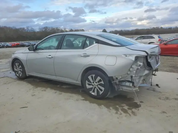 1N4BL4BV8RN329504 2024 NISSAN ALTIMA - Image 2