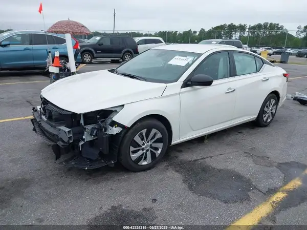 1N4BL4BV8RN334816 2024 NISSAN ALTIMA - Image 2