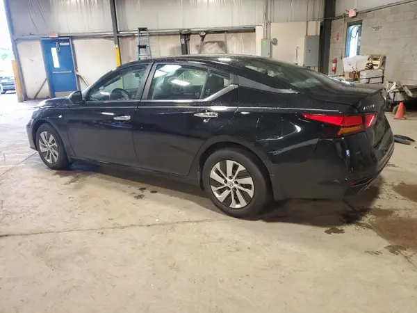 1N4BL4BV8RN366746 2024 NISSAN ALTIMA - Image 2