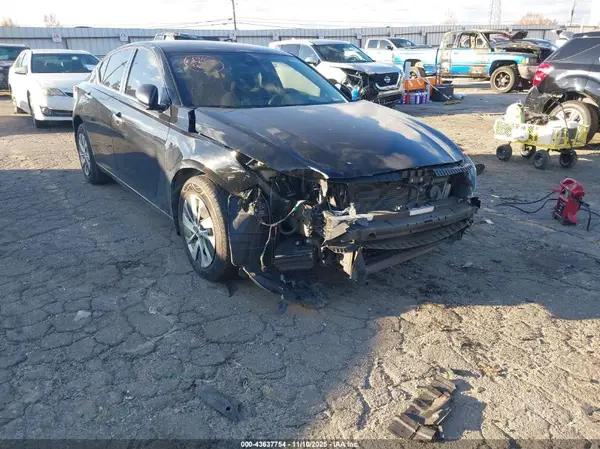 1N4BL4BV8RN382039 2024 NISSAN ALTIMA - Image 1